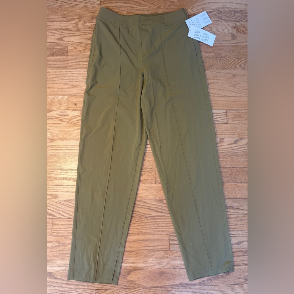 Athleta NWT $99 Vienna Slim Featherweight Stretch Pant 6 Brass Yellow